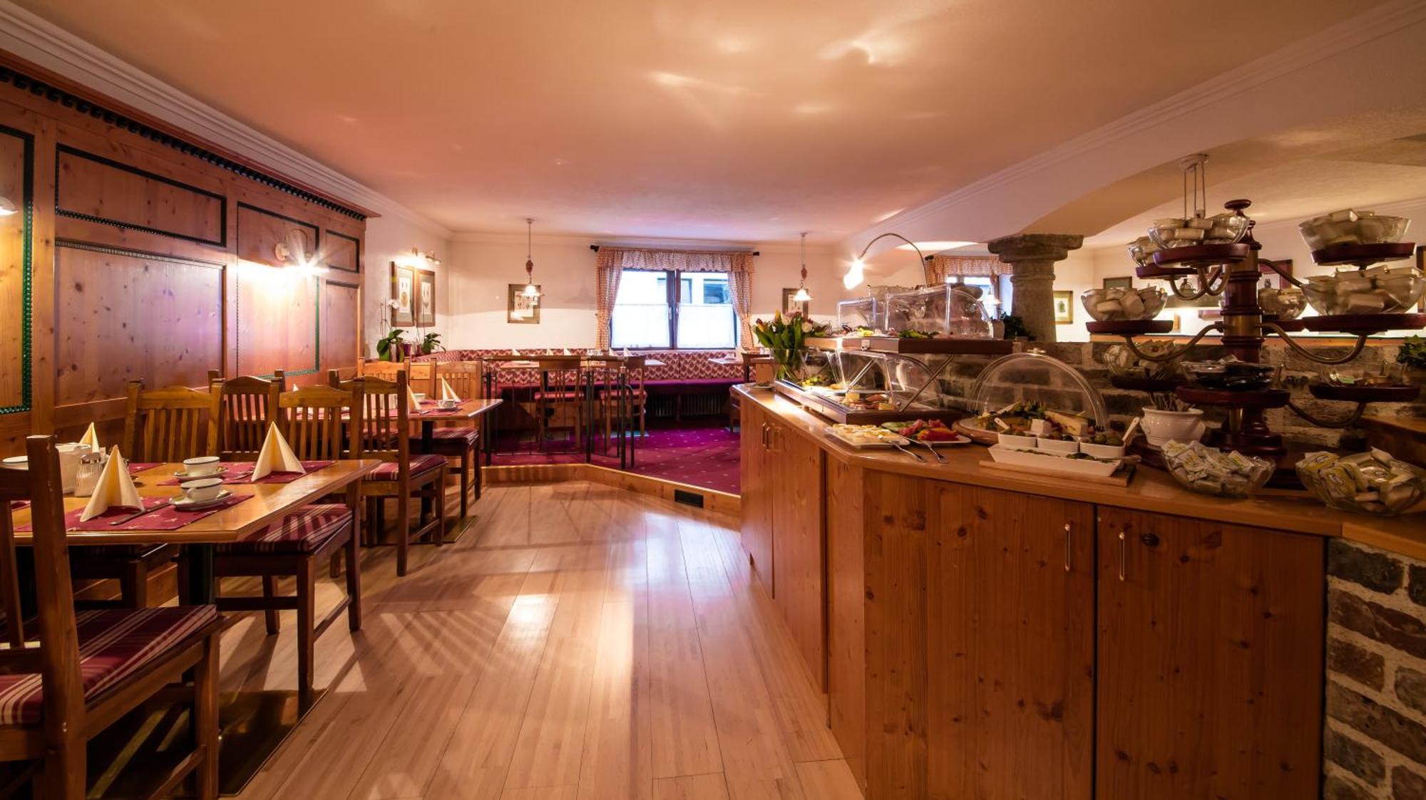 Hotel Kristall Sankt Anton am Arlberg Esterno foto
